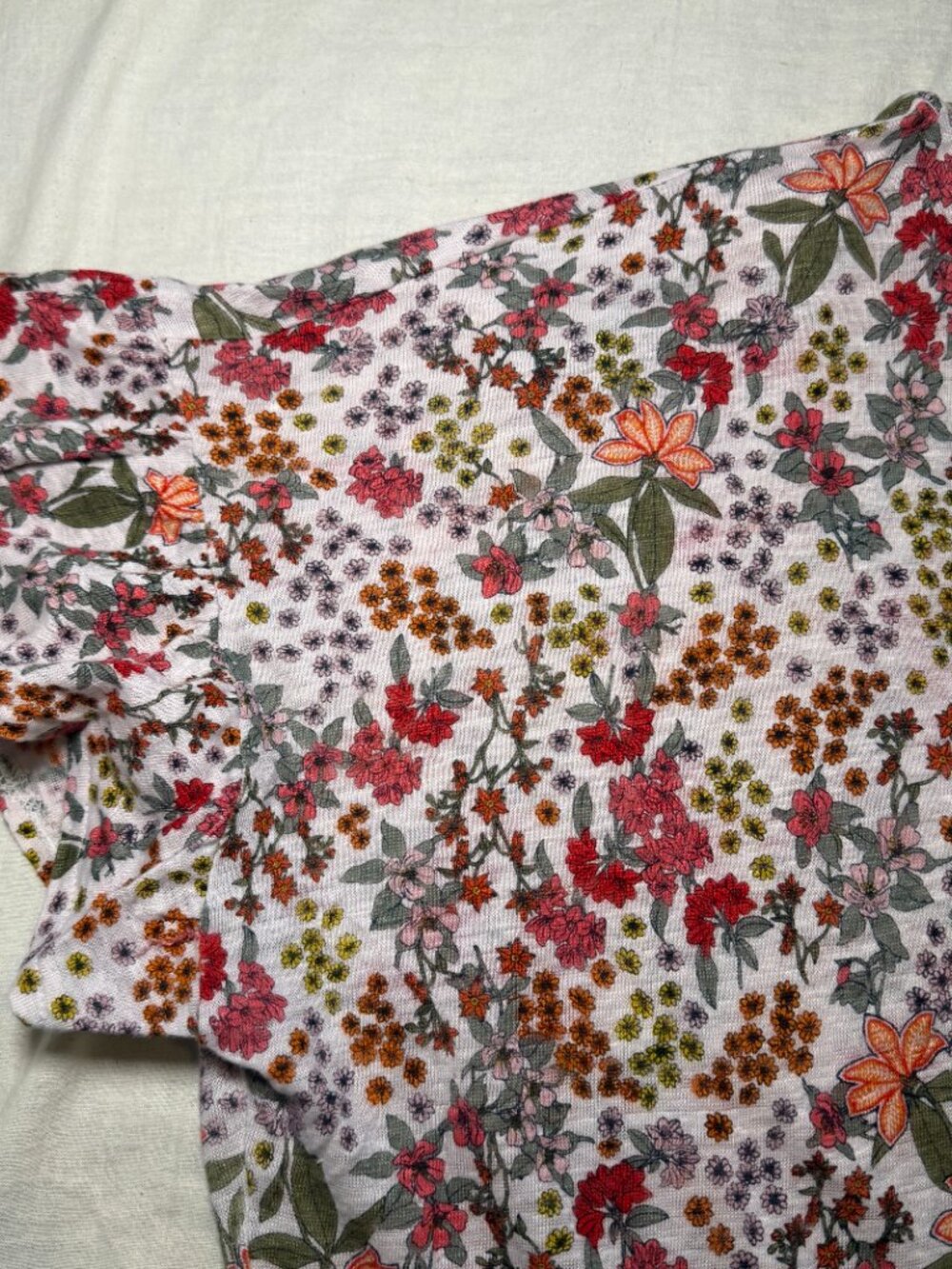 Loft Linen Short Sleeve Blouse Womens L Floral Red Pink Green Orange Flutter EUC - Picture 6 of 8